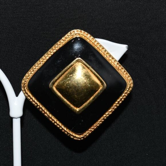 Vintage Premier USA Large Black Enamel Gold Tone Clip Earrings, 1 1/2 Inches - Picture 4 of 10